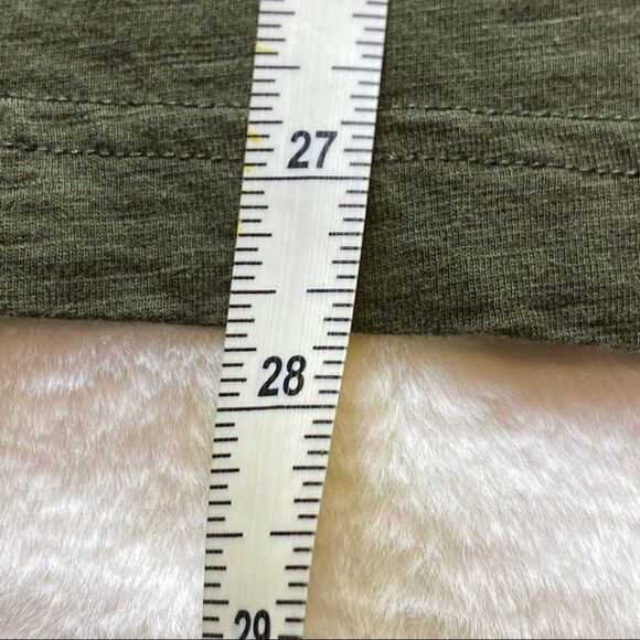 Victoria’s Secret Pink Dark Green Graphic T-Shirt Size XS - Picture 10 of 11